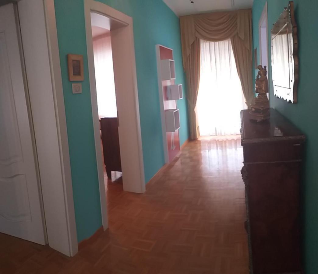 La Montecchia House Hotell Montecchia di Crosara Exteriör bild