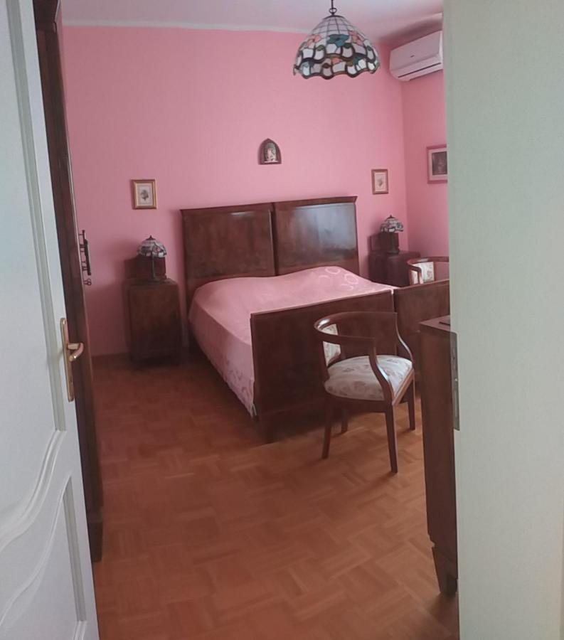 La Montecchia House Hotell Montecchia di Crosara Exteriör bild